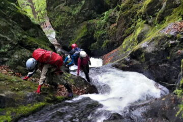 2022.5.7-8　荒沢谷（沢登り）