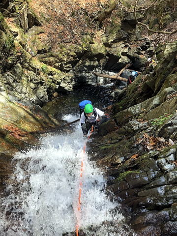 2022.4.10　軍刀利沢（沢登り）
