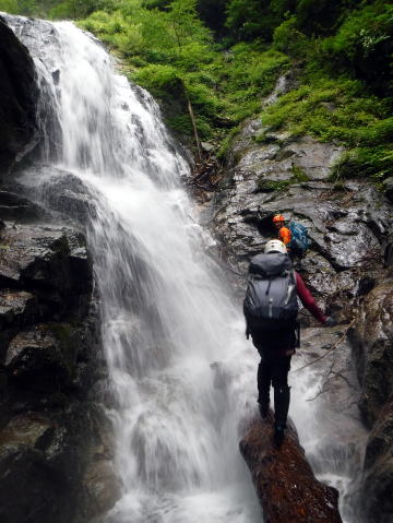 2020.8.8　鶏冠谷右俣（沢登り）