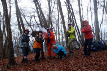 2017.4.9　ナットウ箱山（尾根歩き）
