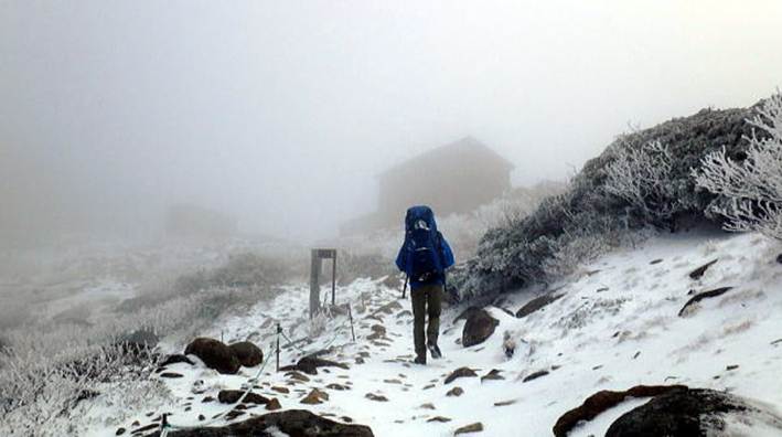 2016.11.3-7　中央アルプス縦走（将棋頭山 木曽駒ヶ岳 宝剣岳 空木岳 南駒ヶ岳 越百山 念丈岳 大島山 本高森山）（尾根歩き）
