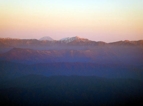 2016.11.3-7　中央アルプス縦走（将棋頭山 木曽駒ヶ岳 宝剣岳 空木岳 南駒ヶ岳 越百山 念丈岳 大島山 本高森山）（尾根歩き）