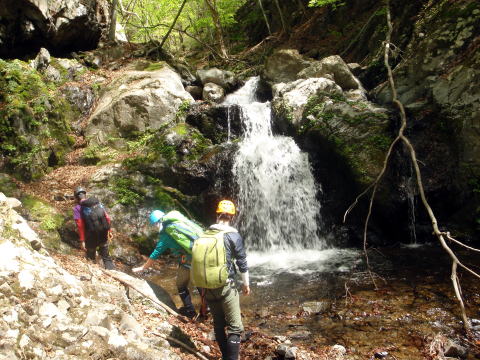 2016.4.29　倉沢長尾谷（沢登り）