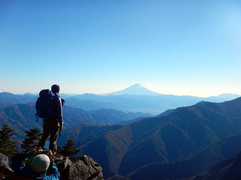 2017.11.11-12　甲武信ヶ岳（尾根歩き）