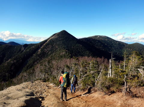 2017.11.11-12　甲武信ヶ岳（尾根歩き）