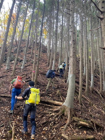 2020.11.3　日光・火戸尻山～鳴虫山（バリエーション）