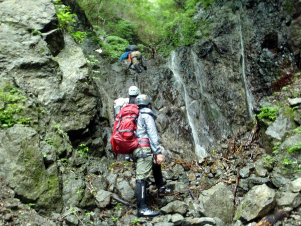 2014.7.6　丹沢 懸垂岩+新茅ノ沢（沢登り・岩トレ）