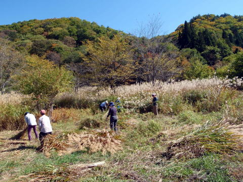 2014.10.18-19　茅刈り手伝い＆湯ノ倉山～大嵐山（尾根歩き・イベント）
