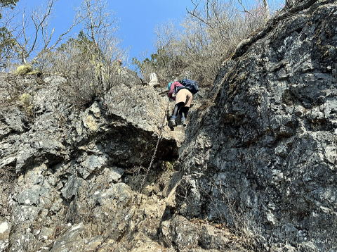2025.4.26 両神山八丁尾根（ハイキング・岩トレ）
