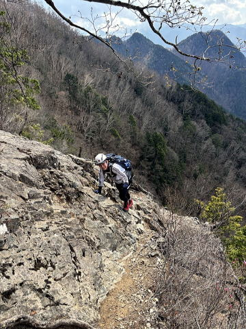 2025.4.26 両神山八丁尾根（ハイキング・岩トレ）