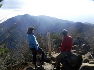 2020.11.22　本社ヶ丸から女坂峠と大沢山（ハイキング）