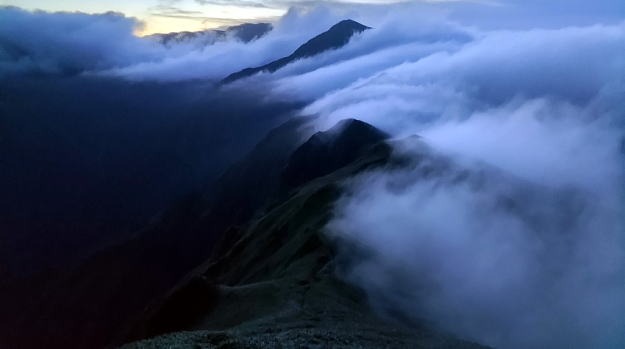 2023.9.23-24　万太郎山（尾根歩き）