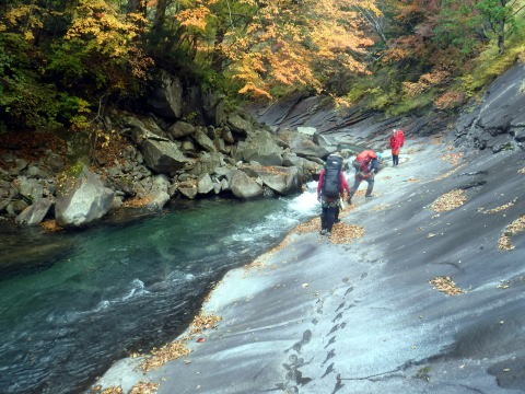 2023.10.28-29　釜ノ沢東俣（沢登り）