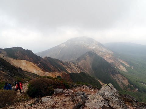 2019.6.1-2　朝日岳 三斗小屋温泉（尾根歩き）